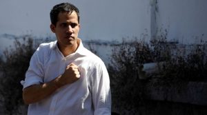 Dictaron prisión preventiva a los policías que detuvieron a Juan Guaidó en Venezuela por «abuso de funciones»