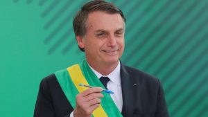 Jair Bolsonaro alista una auditoría de los planes sociales