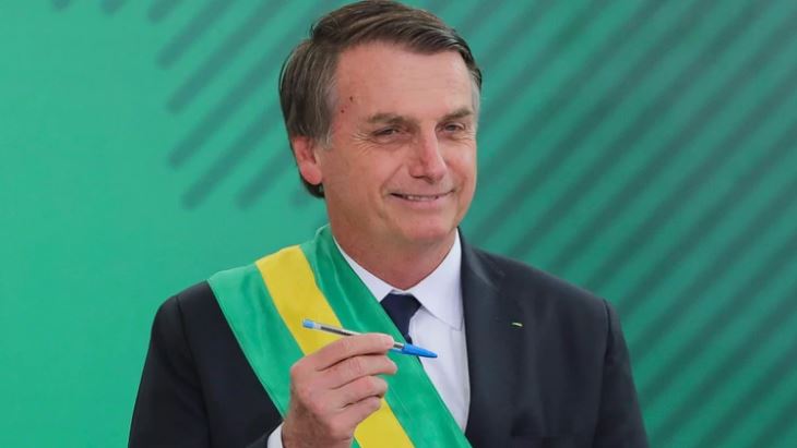 Jair Bolsonaro alista una auditoría de los planes sociales