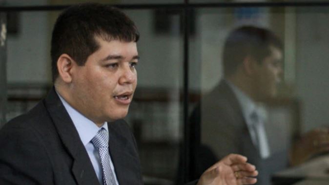 Juez del Tribunal Supremo huyó de Venezuela tras romper con el chavismo y régimen lo acusó de acoso sexual