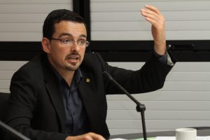 José María Villalta justifica votar en contra de desconocer el régimen de Maduro