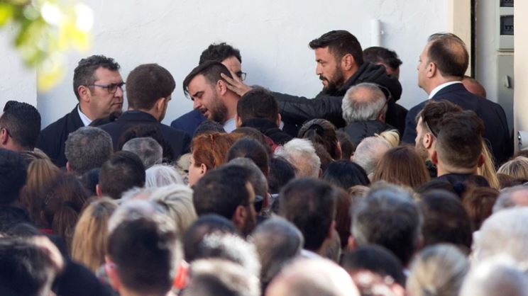 Emotivo y multitudinario adiós para Julen, el niño que fue hallado sin vida en un pozo de España