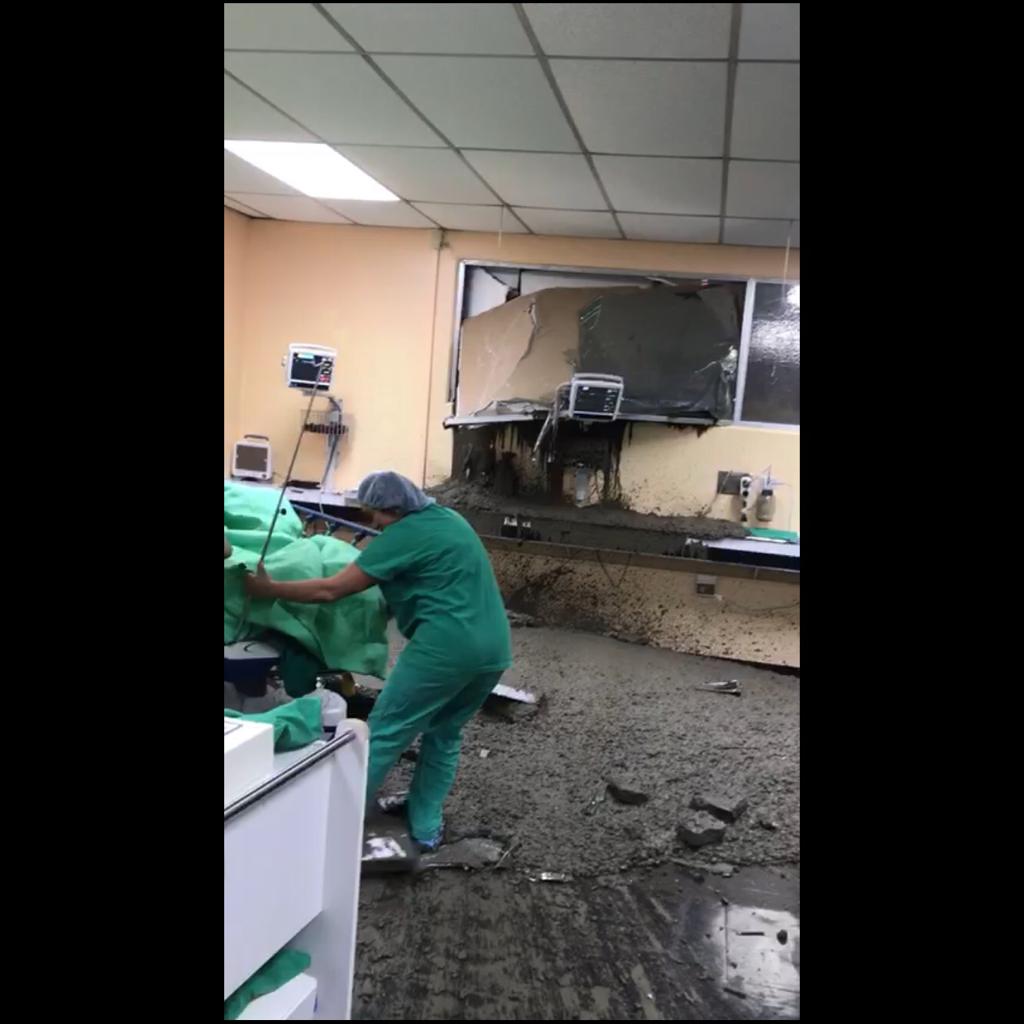 Sala de hospital en San Carlos se inundó de concreto tras accidente con maquinaria