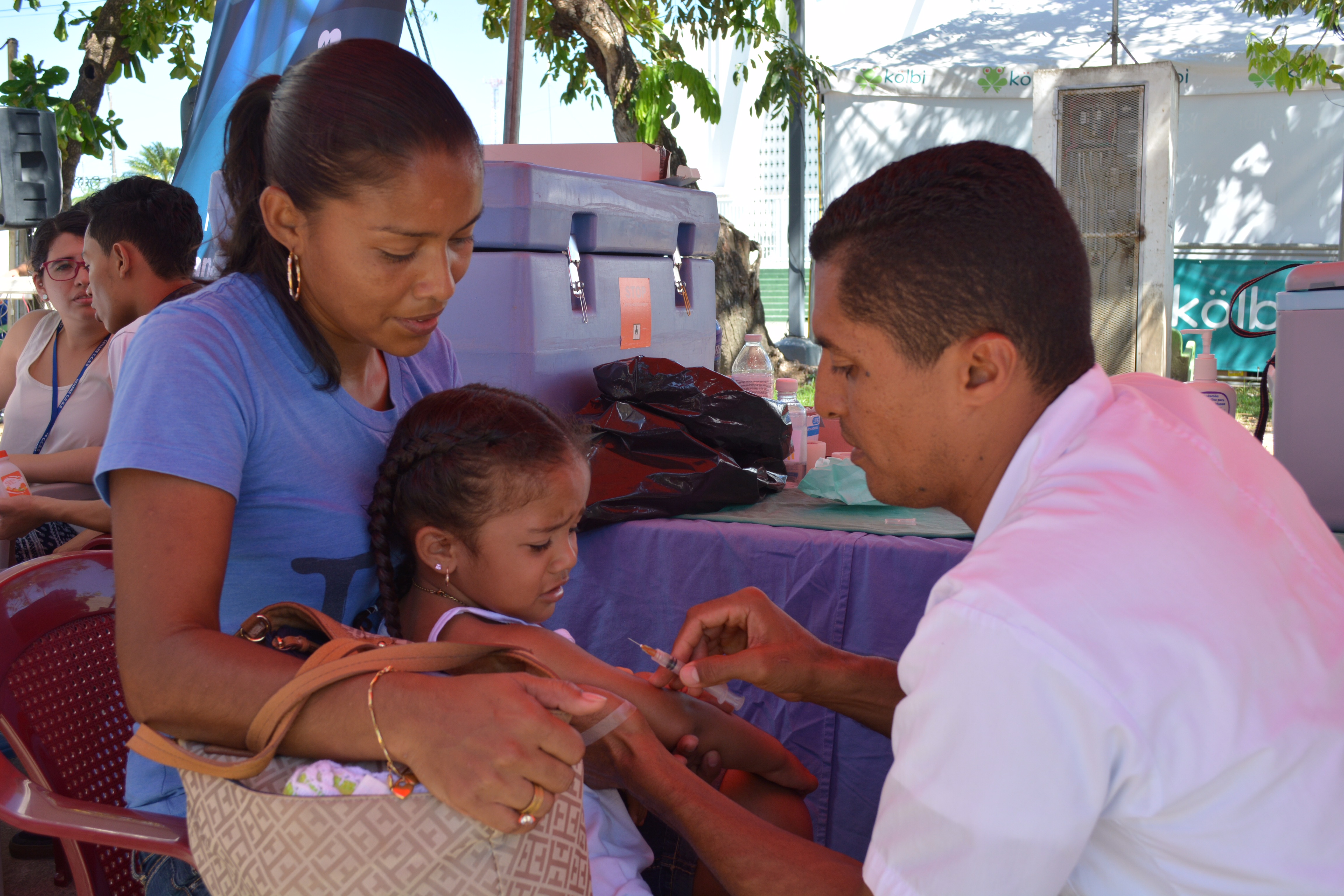6 de cada 10 menores fueron vacunados contra sarampión en primer mes de campaña
