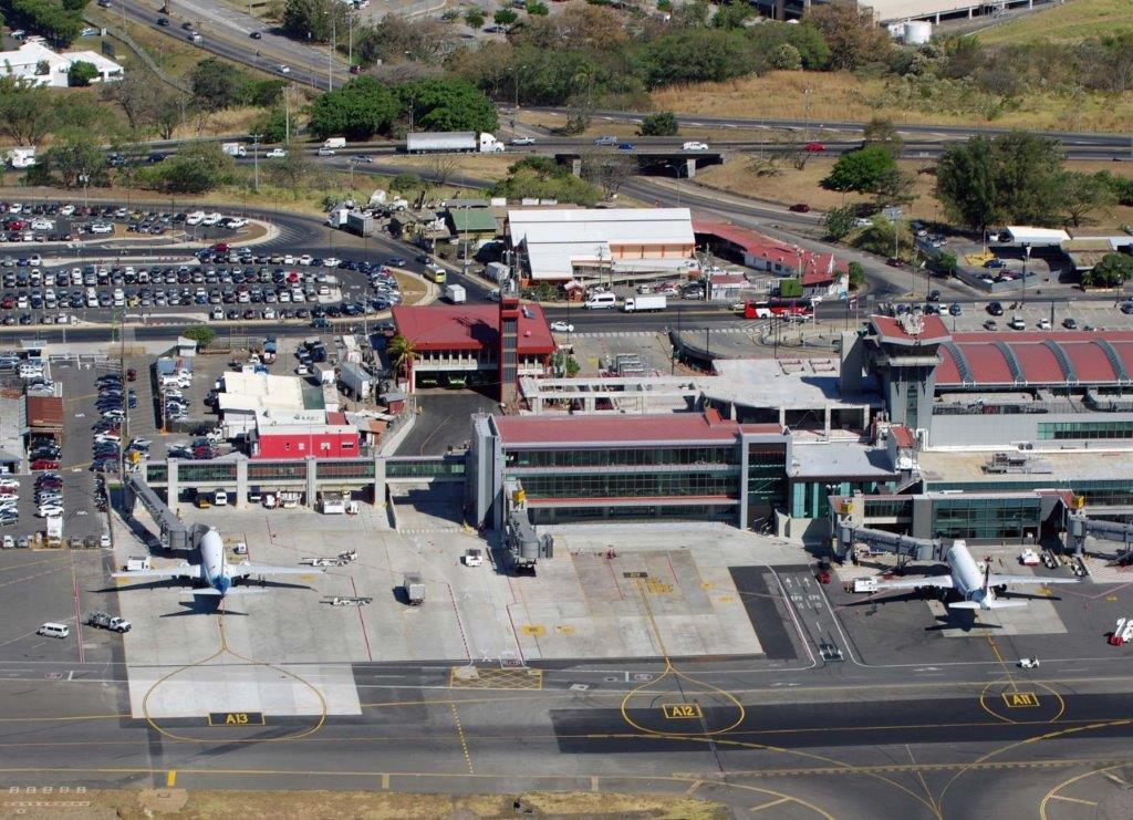 Aeropuerto Juan Santamaría estrena cuatro nuevas salas de abordaje