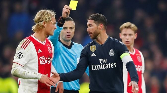 Polémica con Sergio Ramos en la Champions: forzó una tarjeta amarilla y sería castigado por la UEFA