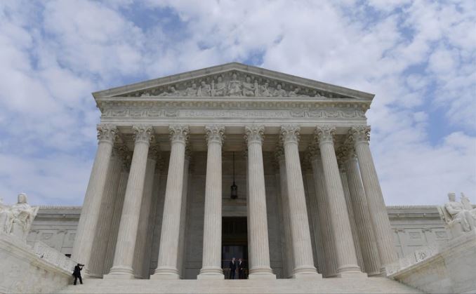 Corte Suprema de EEUU mantiene en suspenso una restrictiva ley del aborto aprobada en el estado de Luisiana