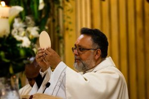 Denuncian a sacerdote de Santo Domingo de Heredia por supuesto abuso contra menor de edad