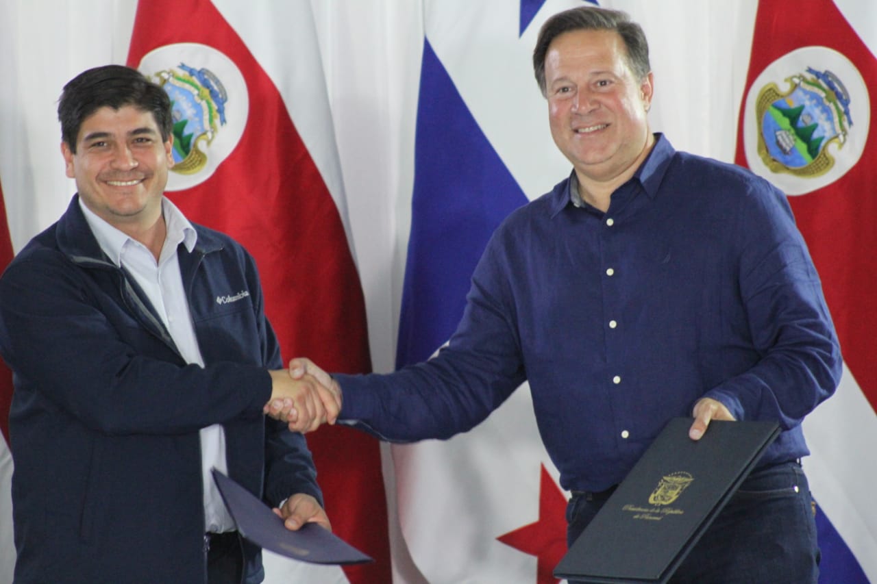 Temas migratorios y de seguridad acapararon agenda entre Carlos Alvarado y Juan Carlos Varela