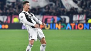 UEFA abrió un expediente a Cristiano Ronaldo por el gesto obsceno en la victoria de la Juventus sobre el Atlético Madrid