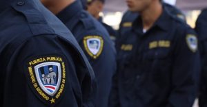 Detienen a cuatro policías sospechosos de agredir a indigente en Heredia