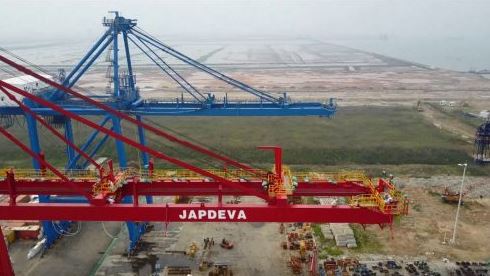 Gobierno evaluará posición de Japdeva sobre distribución de buques en Limón