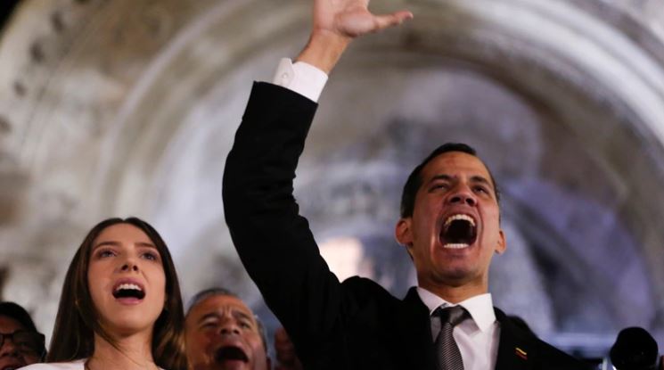 Juan Guaidó anunció su regreso a Venezuela y convocó movilizaciones en todo el país