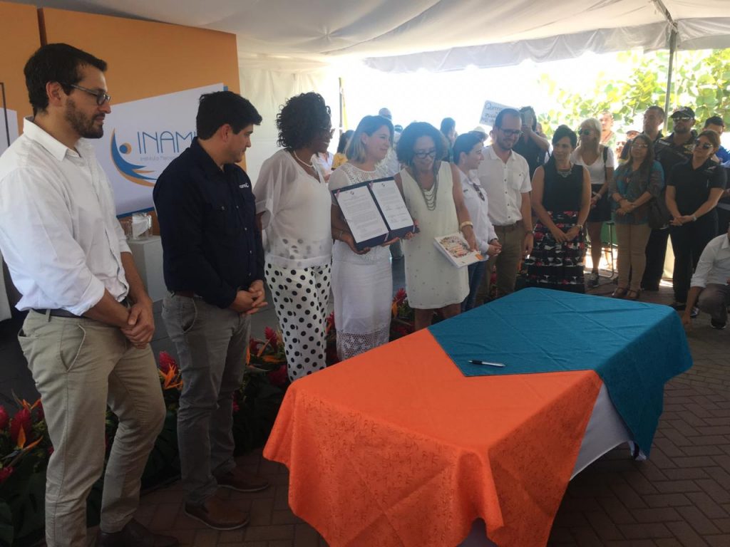 Gobierno conmemora en Puntarenas el Día Internacional de la Mujer