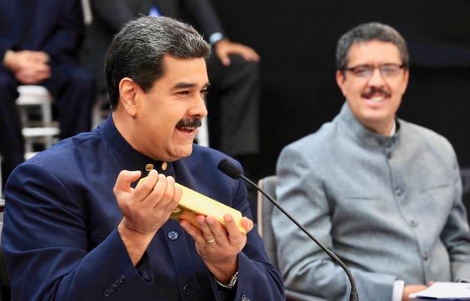 El régimen de Maduro sacó otras ocho toneladas de oro del Banco Central