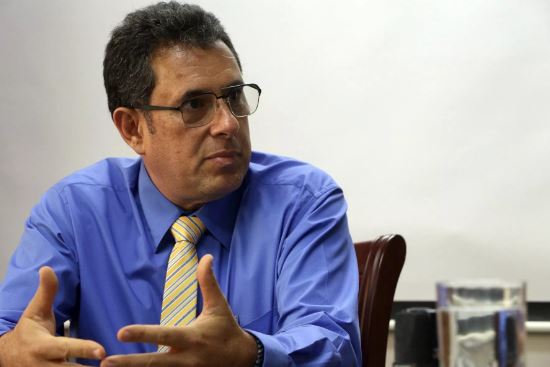Presidente de RECOPE niega amenazas a diputado Pedro Muñoz por polémica sobre etanol