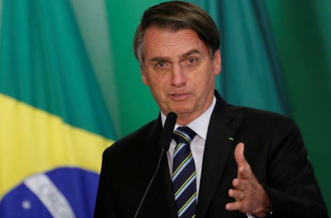 Bolsonaro: «No podemos dejar que Brasil sea un paraíso para el turismo gay. Si quieres tener sexo con una mujer, adelante»