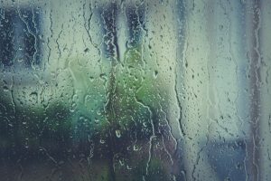 Fuertes lluvias generaron incidentes este martes en San José, Moravia, Desamparados y Tibás