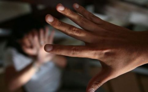 Delitos de violación contra menores prescribirán 25 años después de mayoría de edad