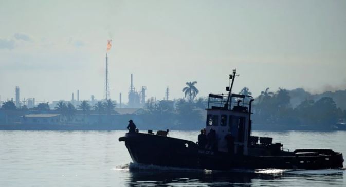 Un senador propone «bloqueo naval» a Cuba para impedir entrada de petróleo de Venezuela