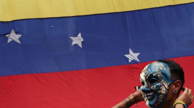 Las negociaciones entre el régimen de Maduro y el presidente interino Juan Guaidó seguirían en Martinica