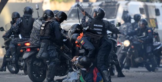 La ONU elevó a cinco los muertos en Venezuela por la represión chavista tras el alzamiento militar