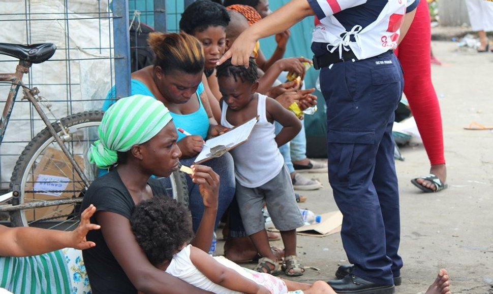Al menos 1500 migrantes cubanos y extracontinentales reciben aval cada mes para atravesar Costa Rica