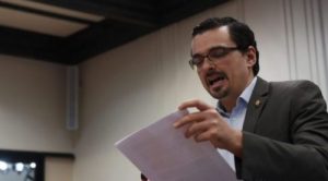 José María Villalta espera que se evite un golpe de Estado en Venezuela