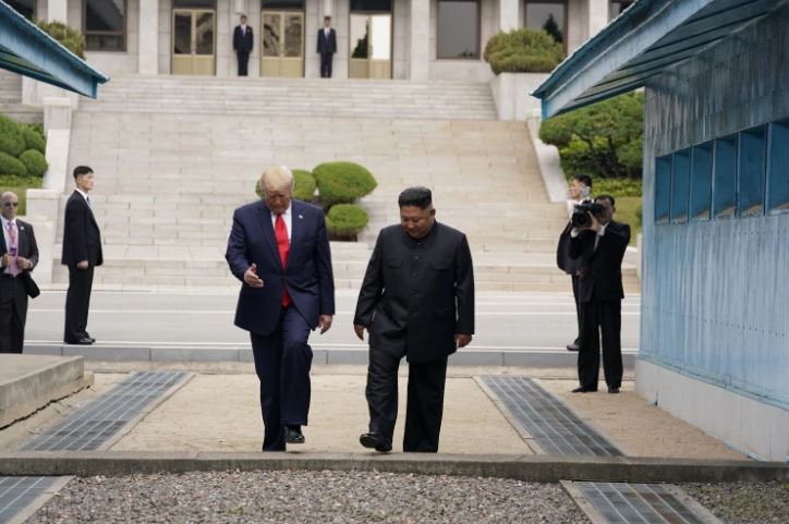 Donald Trump cruzó a Corea del Norte y se reunió con Kim Jong-un en la Zona Desmilitarizada