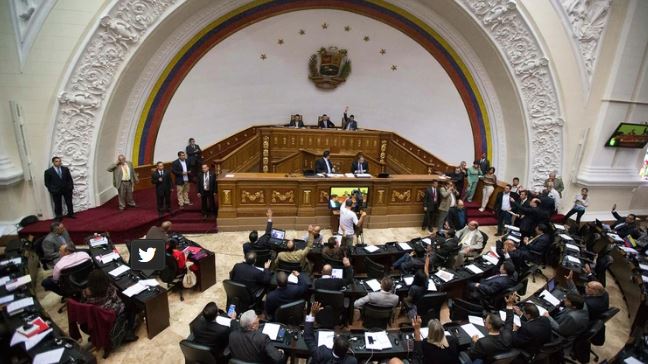 La Asamblea Nacional de Venezuela pidió más presión internacional contra Nicolás Maduro por la crisis humanitaria