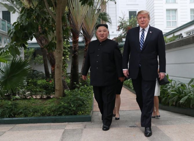 El régimen norcoreano informó que Donald Trump envió una carta con un «contenido excelente» a Kim Jong-un
