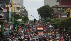 Miles de personas exigieron igualdad y respeto en Marcha de la Diversidad