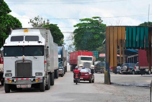 Transportistas mantendrán bloqueos en diferentes rutas del país