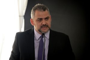 Contraloría inhabilitó a exministro del MOPT Carlos Segnini por “pifia” a Megapuerto de Moín