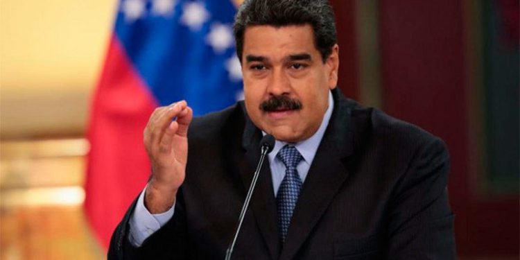 El régimen chavista persigue a 14 civiles y militares tras su denuncia de un supuesto nuevo plan contra Nicolás Maduro