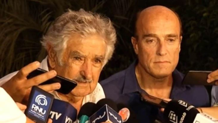 Por primera vez, José «Pepe» Mujica y el candidato del Frente Amplio dijeron que en Venezuela hay una dictadura