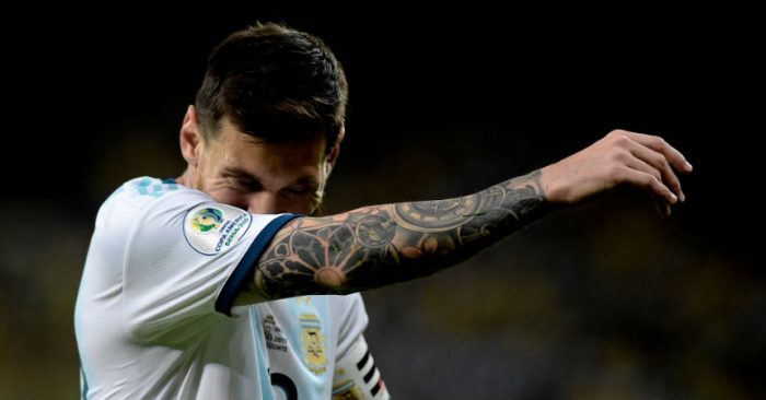 Piden que el partido entre Brasil y Argentina se juegue de nuevo por el no uso del VAR