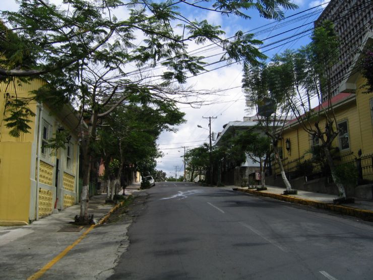 MOPT y Municipalidad arreglarán trece vías en San José durante las madrugadas