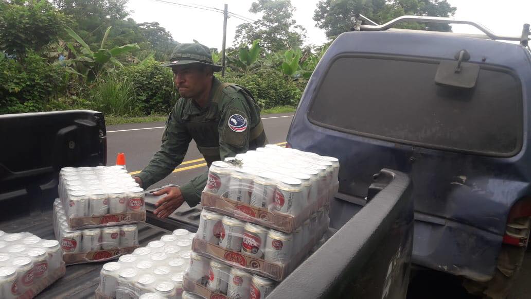 Policía de Fronteras decomisó casi dos millones de colones en cervezas contrabandeadas desde Panamá