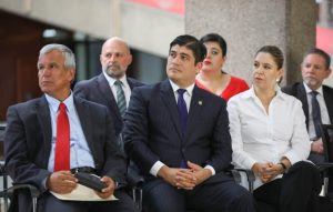 Presidente Carlos Alvarado conocía y apoyaba acuerdo que puso fin a huelga de sindicatos de salud