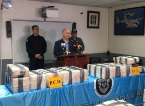 Ministerio de Seguridad advierte de sobreproducción de cocaína tras recientes decomisos
