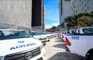 Ministerio de Seguridad refuerza flota vehicular con 63 patrullas y 100 motocicletas