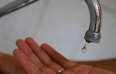 25 mil clientes sin agua por racionamientos en Desamparados y Río Azul