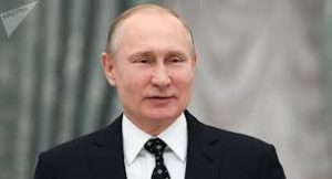 Vladimir Putin agasaja a Recep Erdogan en Moscú y lo tienta con su nuevo caza furtivo en la feria aeronáutica MAKS 2019