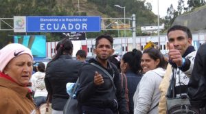 El Gobierno de Ecuador estudia la posibilidad de abrir un corredor humanitario para los migrantes venezolanos