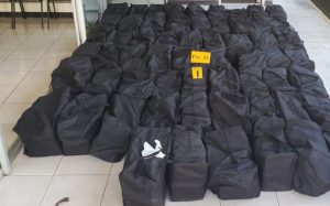 Seguridad decomisa tonelada y media de cocaína en contenedor en Moín