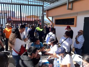 Autoridades se unen para llevar atención médica y alimentación a habitantes de calle de Heredia