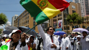 Bolivia: tras la convocatoria al paro indefinido, comenzaron las manifestaciones contra Evo Morales