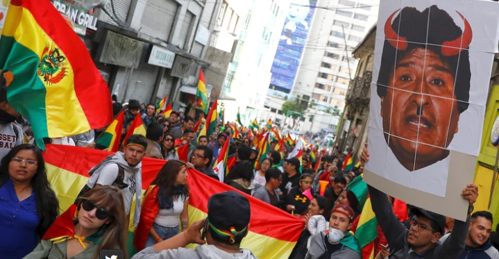 Bolivia en resistencia civil: unidad, no reconocimiento e invocación a fuerzas armadas y policías