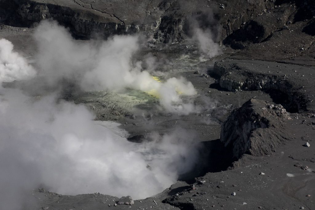 CNE actualiza mapas de peligros volcánicos en coloso del Poás